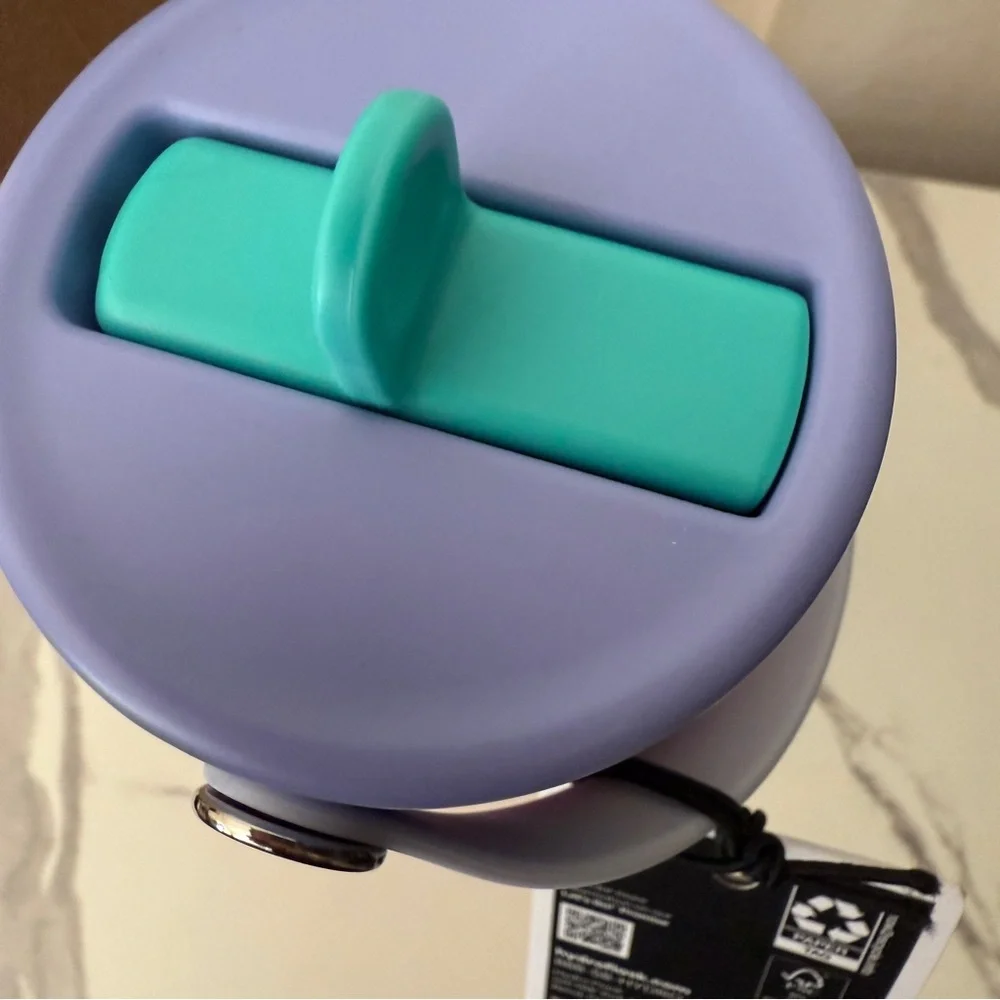 Hydro Flask 24oz Wide Mouth Straw Limited Remix: Sugar Plum & Holiday Punch - Picture 7 of 10